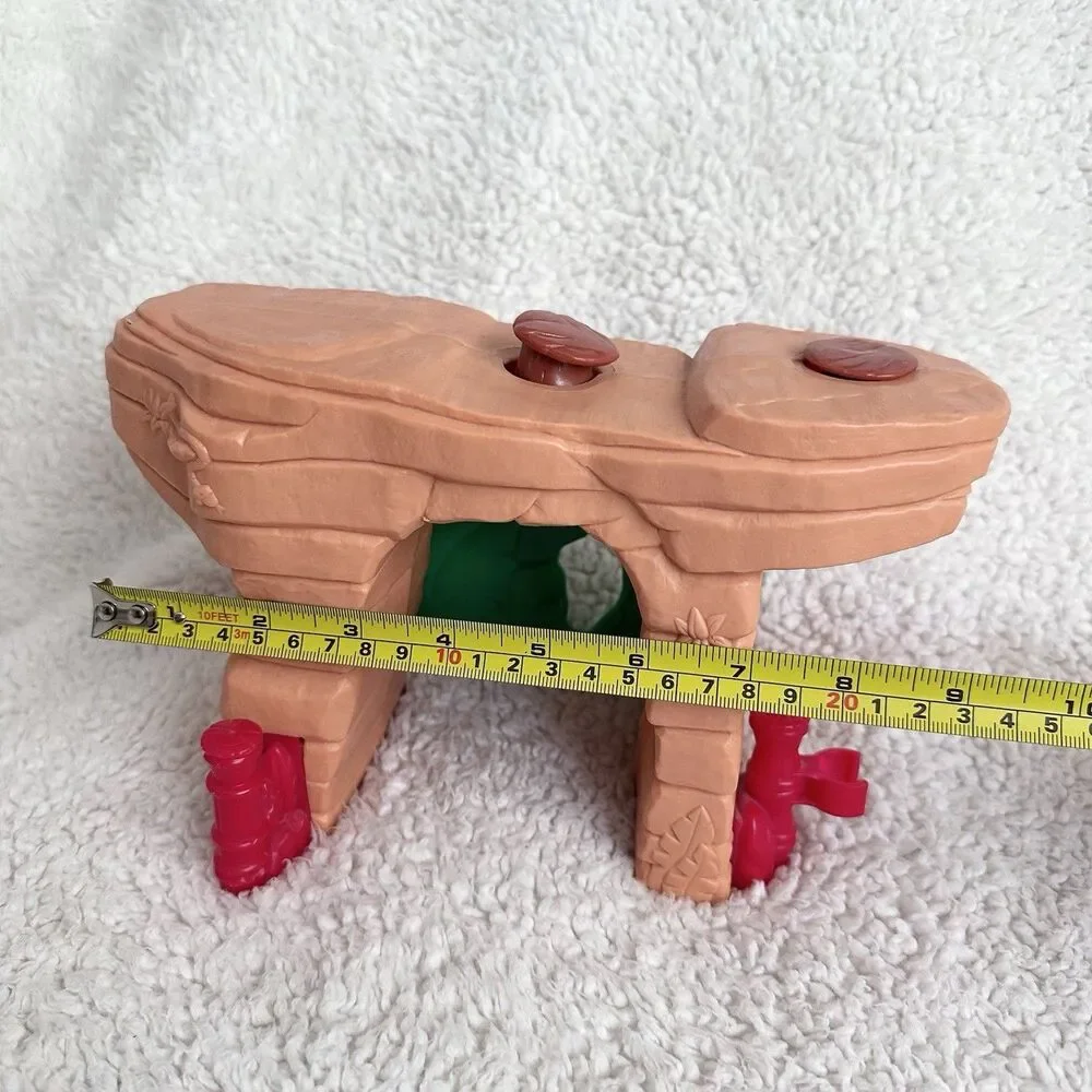 Little People Fisher Price A to Z Learning Zoo Playset Cave Only
